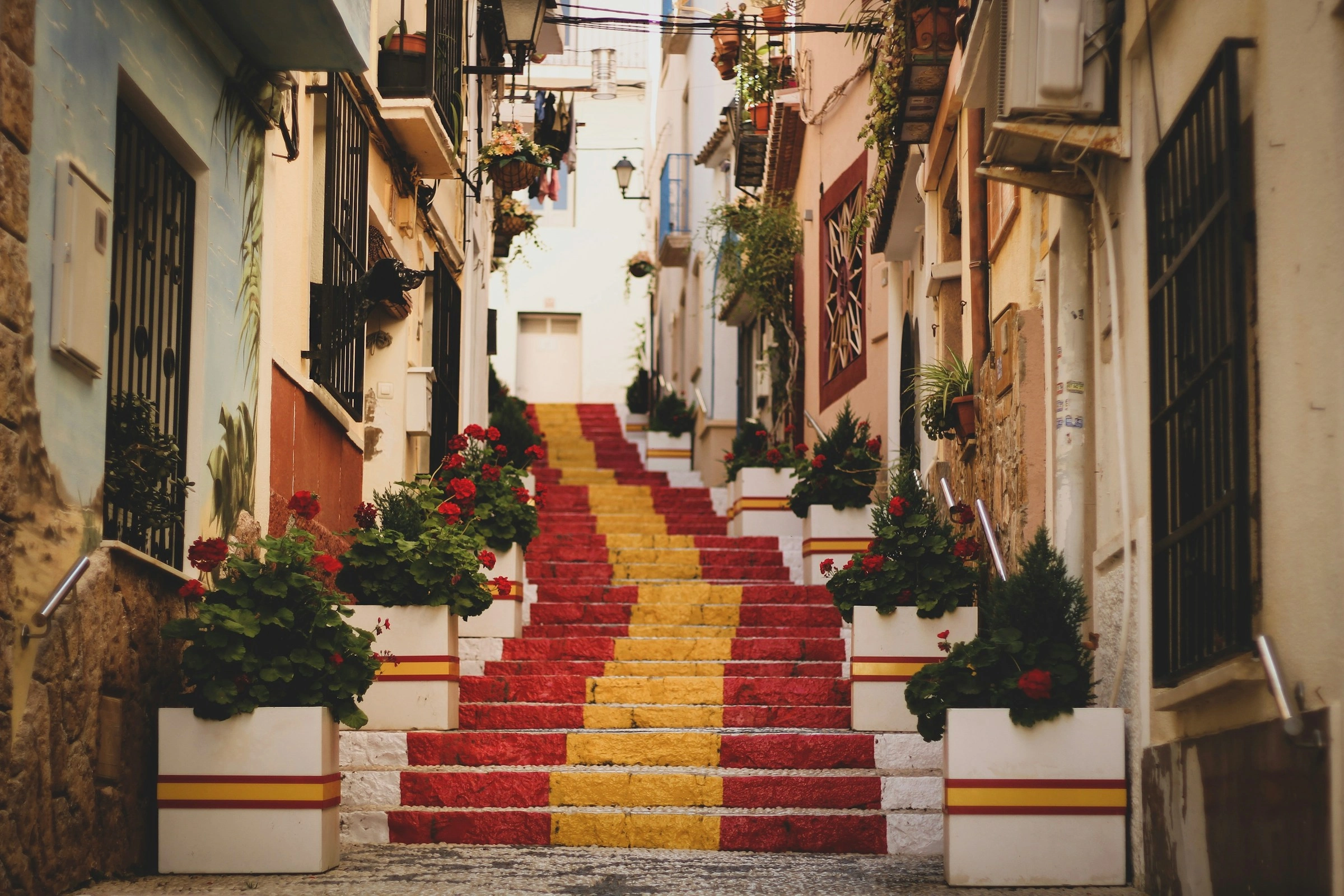 Spagna; Scale; città; vacanza studio; college; viaggiare; casa; paese; europa; esplorare