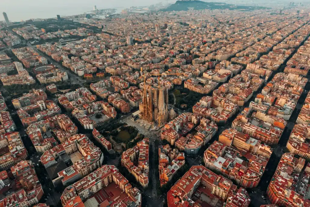 Cello Diagonal Scopri Diagonal Besòs: La tua vacanza studio a Barcellona