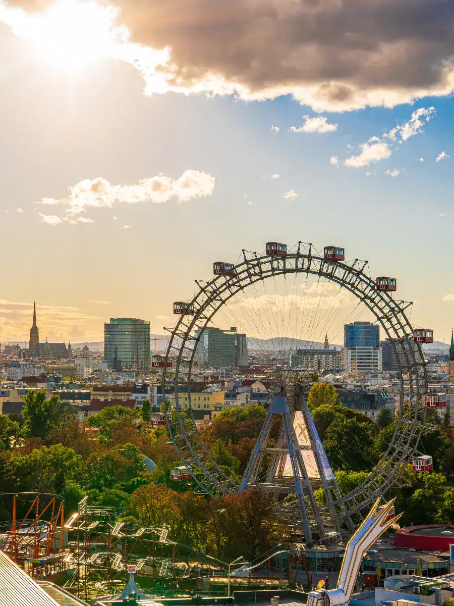 Ruota panoramica su Vienna al tramonto