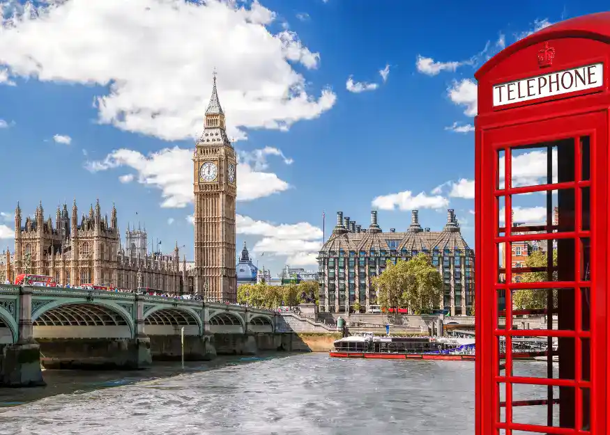 cabina telefonica rossa londra regno unito