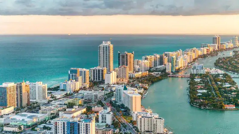 Vivere Miami